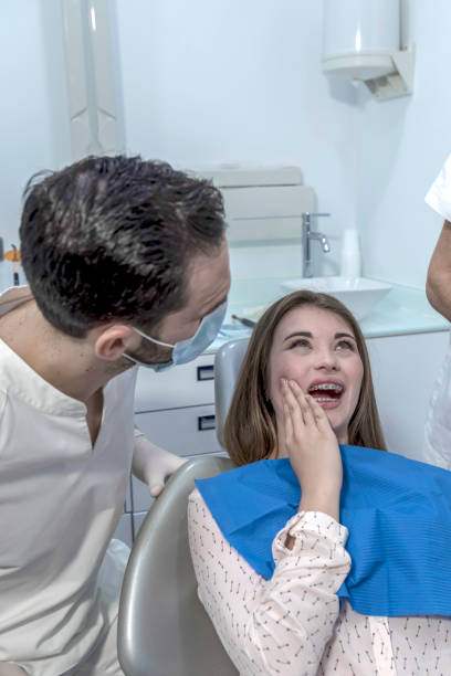 Best Emergency Dental Extractions in Oakley, KS